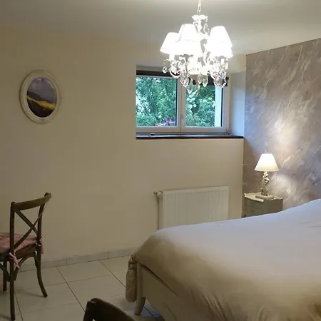 Le Jardin Des Secrets Bed & Breakfast *