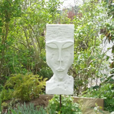 Le Jardin Des Secrets