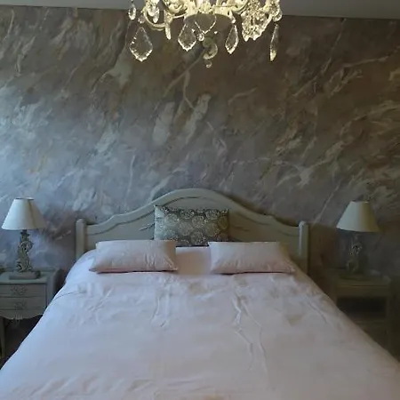 Bed & Breakfast Le Jardin Des Secrets *