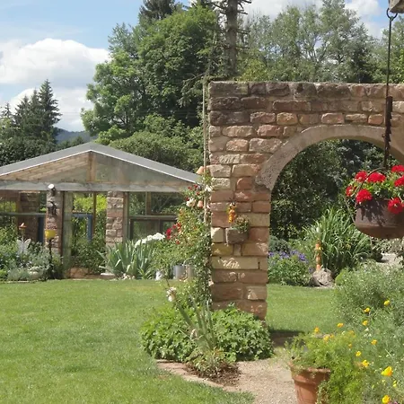 Le Jardin Des Secrets