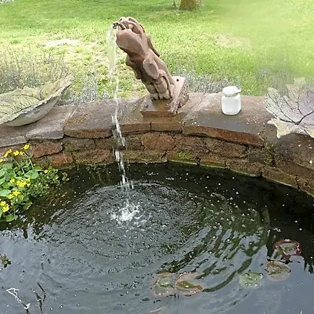 Le Jardin Des Secrets Bed & Breakfast 3*