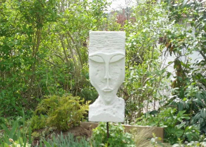 Le Jardin Des Secrets