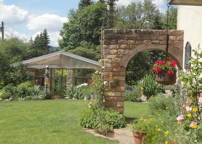 Le Jardin Des Secrets